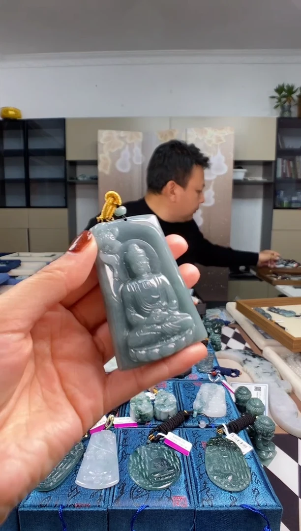 颈饰未镶嵌翡翠多样性发其一