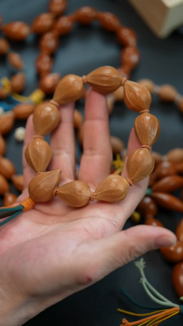 手串/手链橄榄核原皮三角20mm