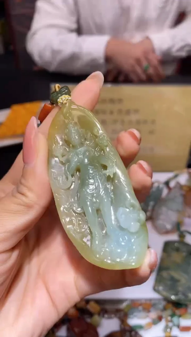 颈饰未镶嵌翡翠41640