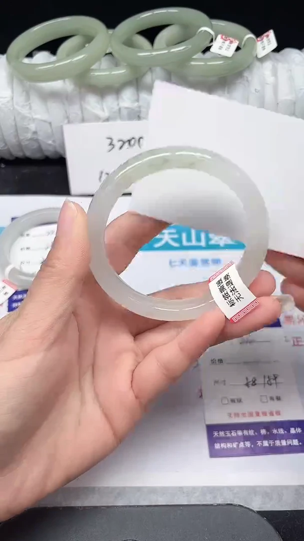 未镶嵌手镯石英质玉222-58/59