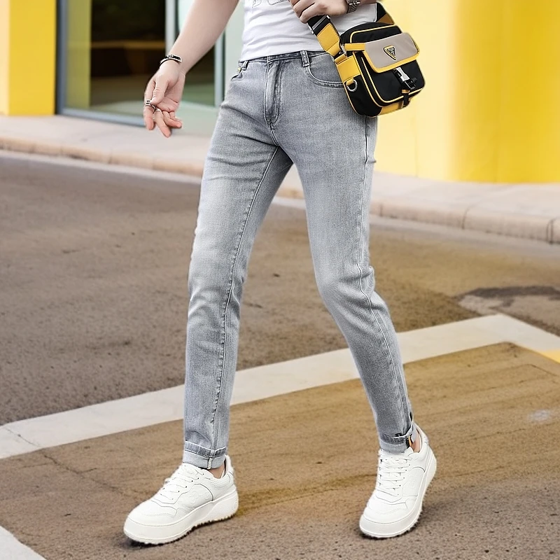 夏季薄款修身牛仔裤男士时尚弹力小脚裤潮流牛仔裤舒适百搭浅灰色
