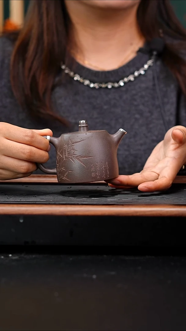 茶壶紫砂大水潭天青汉铎包银刻绘