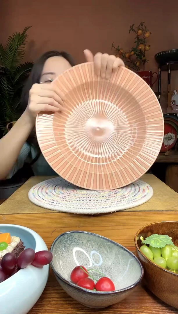 陶瓷12英寸线条大草帽 微瑕疵