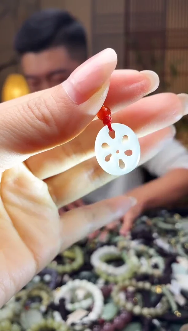 颈饰未镶嵌和田玉多样性发货，拍一发一