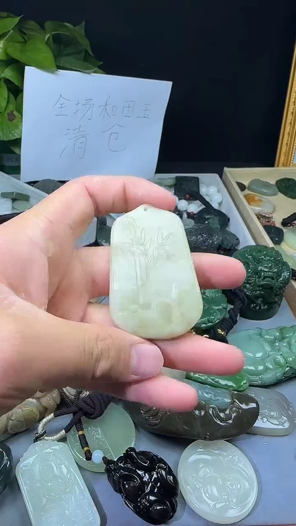 未镶嵌和田玉珠宝奇石和田玉珠宝 拍一发一！