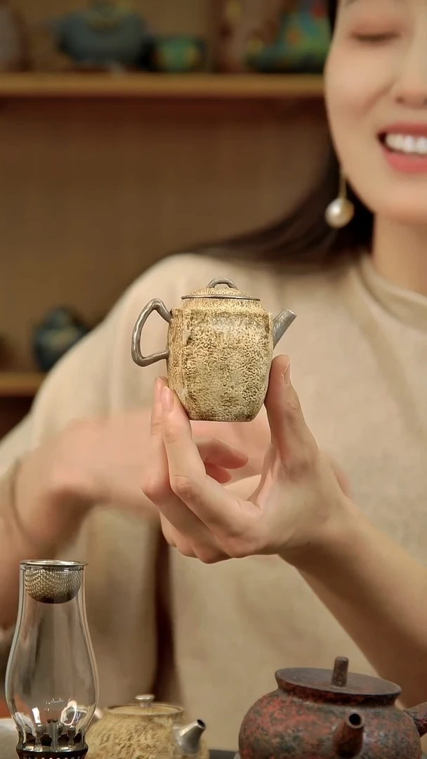 言野手作 粉引仿古四方壶