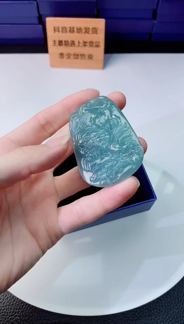翡翠未镶嵌颈饰11111111