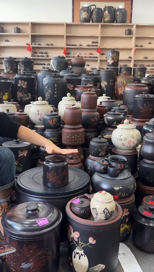 罐大瑕疵茶叶罐  线雕荷花 平盖 599