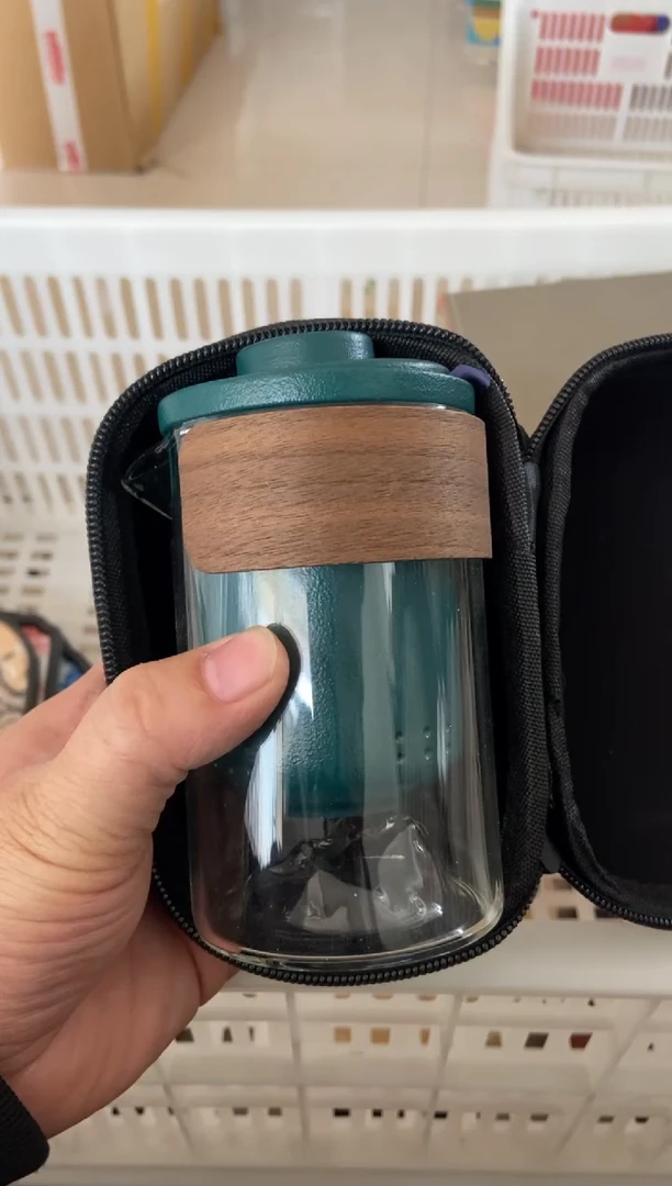 杯无运费险有瑕疵的摄影的产品有使用过的痕迹有点脏介意勿拍