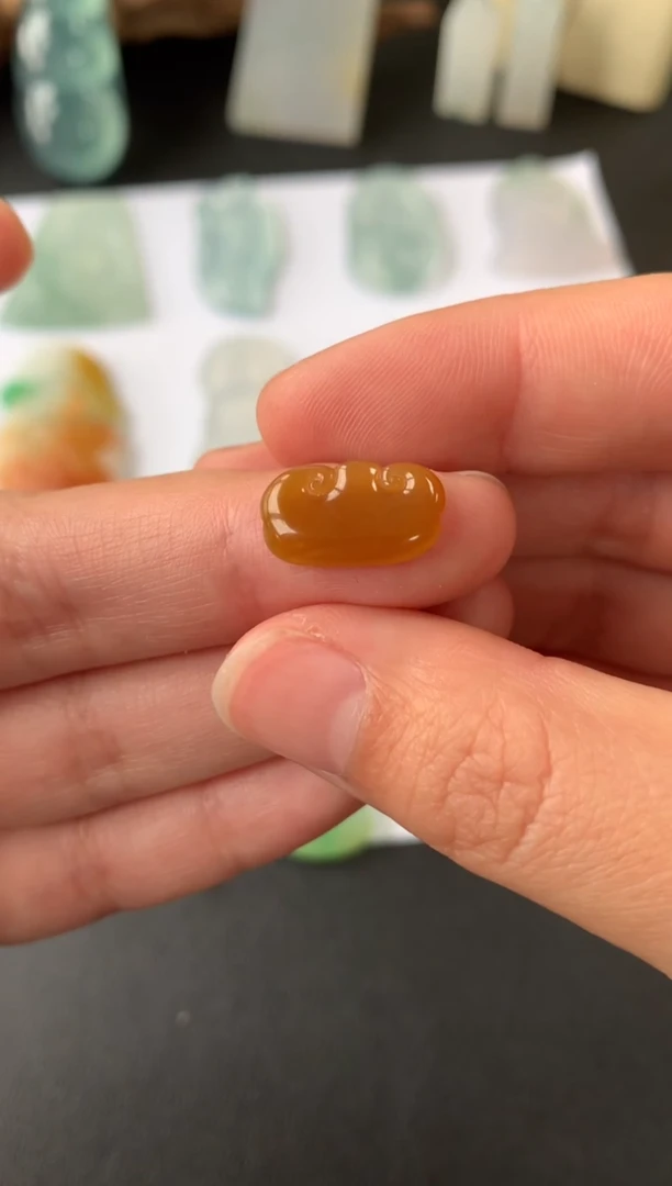【闪购商品】定制翡翠未镶嵌翡翠