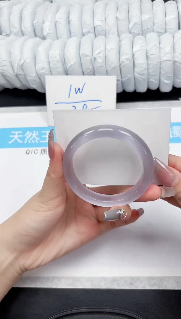 【闪购商品】石英质玉手镯未镶嵌131-58