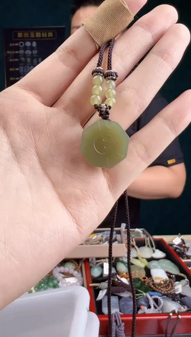 和田玉未镶嵌颈饰多样性发货 拍一单发一个