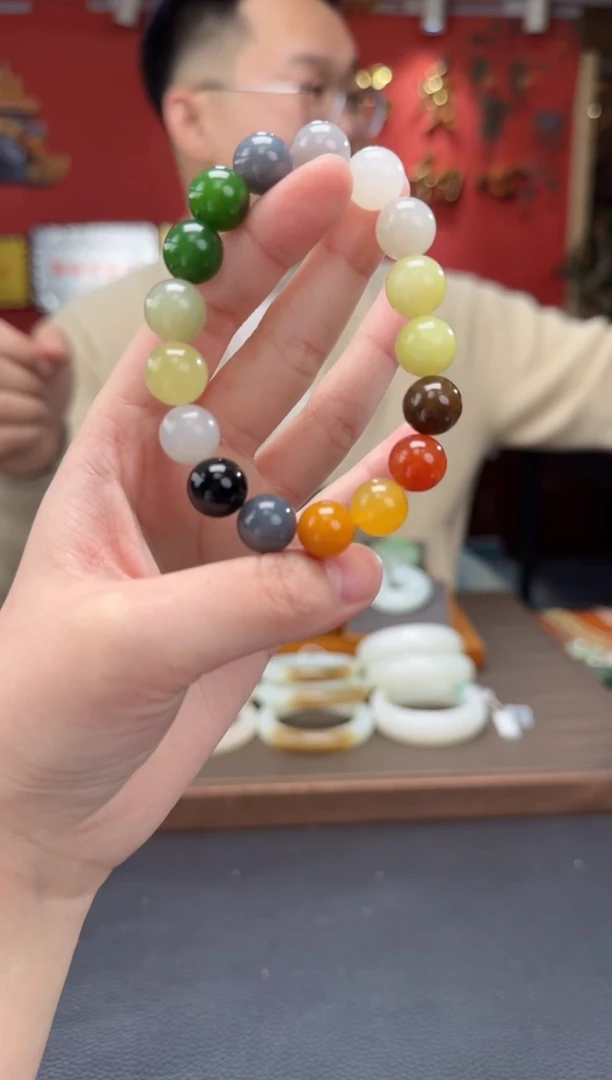 【闪购商品】和田玉手串未镶嵌多宝单圈手串