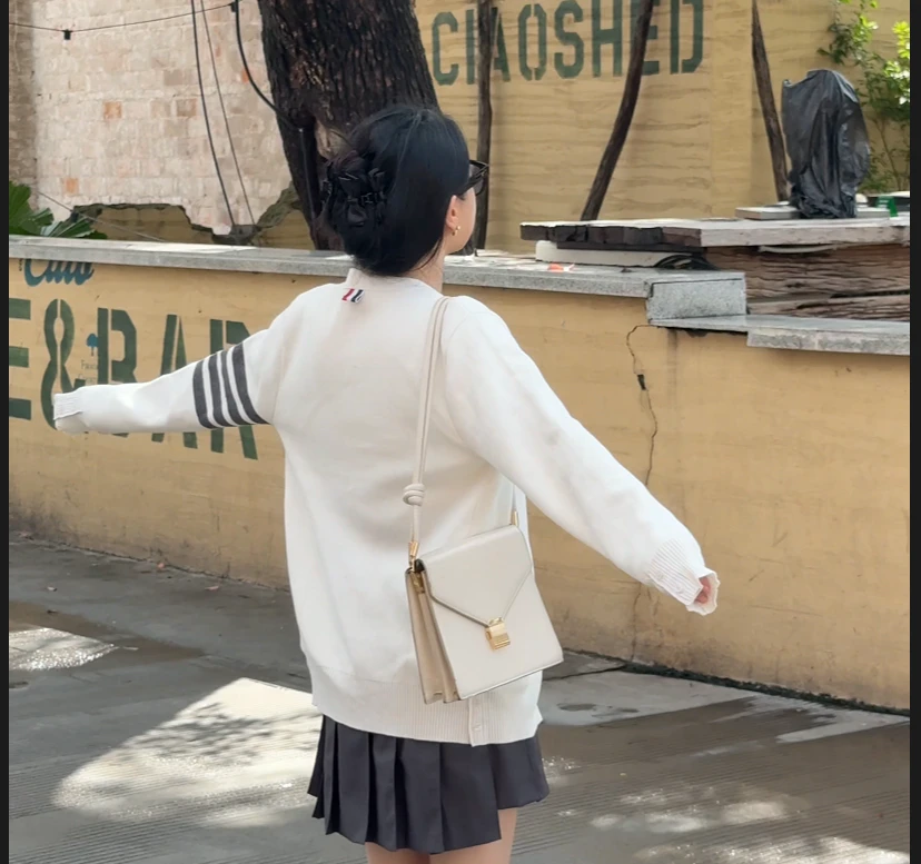 【新款四杠】毛衣针织衫开衫宽松休闲运动时尚