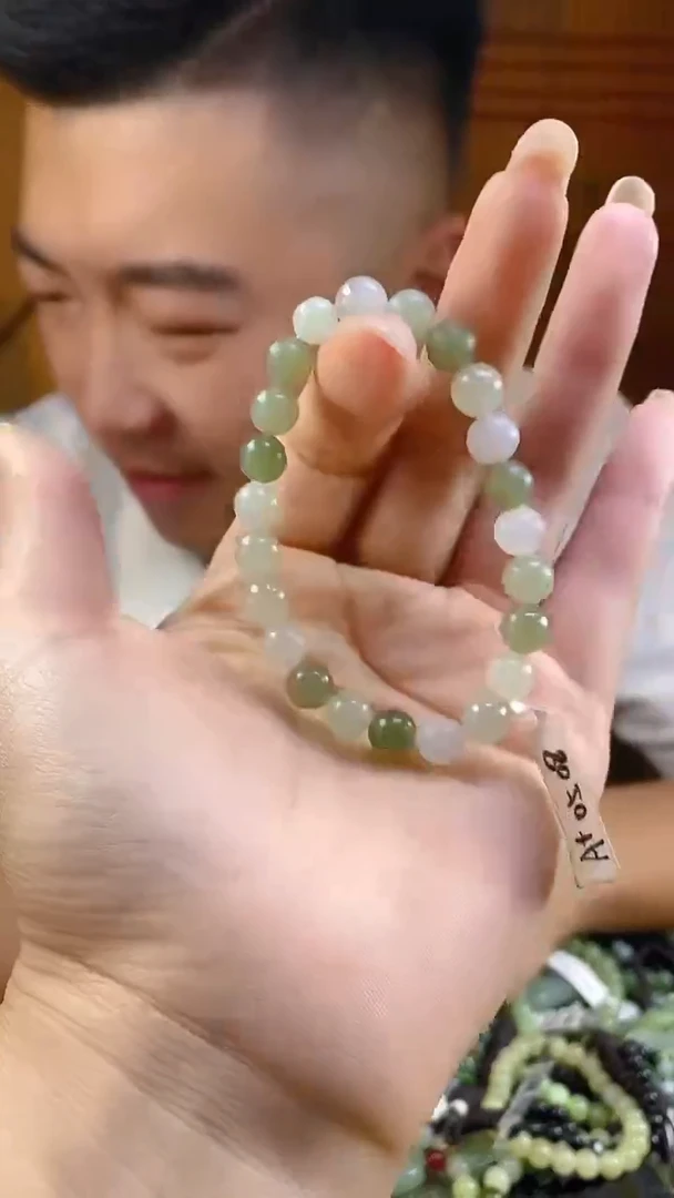 和田玉未镶嵌颈饰多样性发货，拍一发一