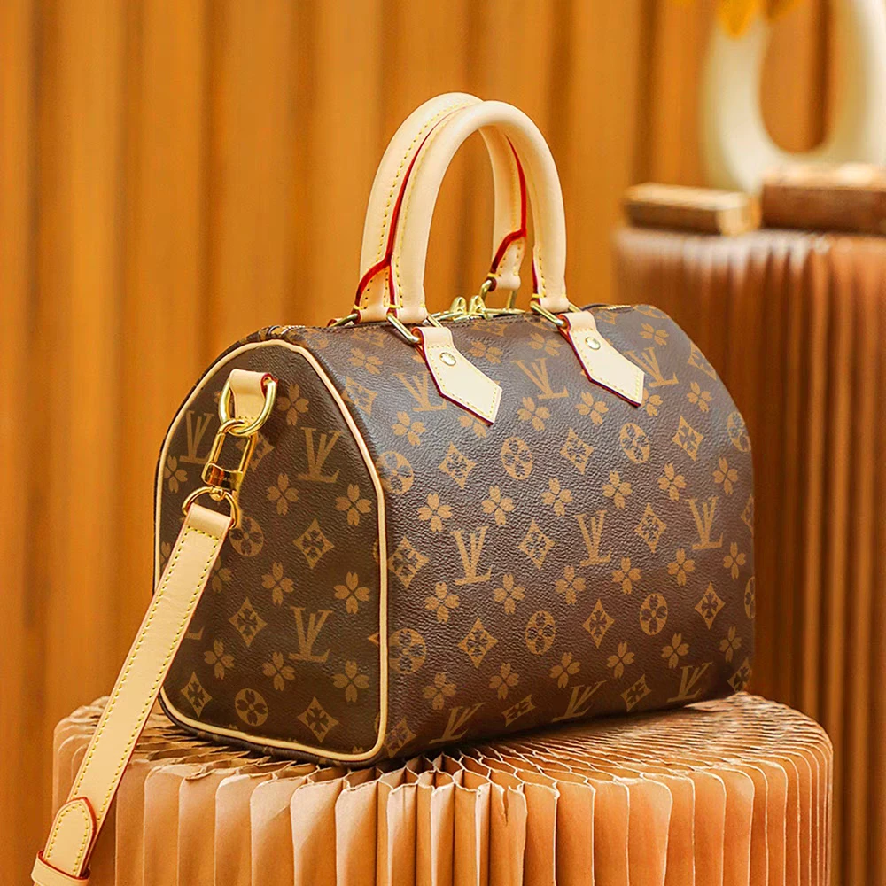 ZT2025新款斜跨包包20cm