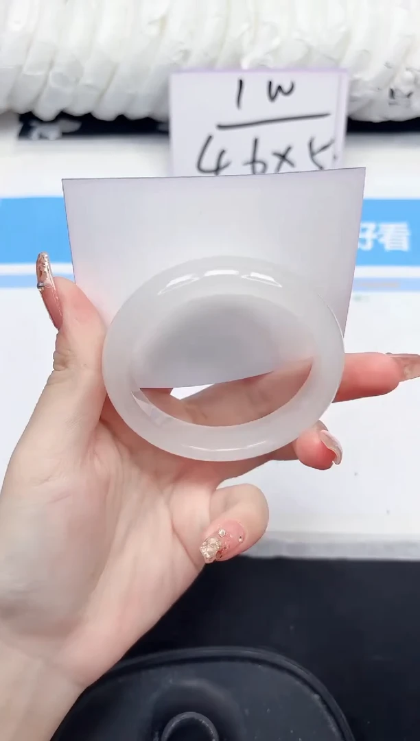 未镶嵌手镯石英质玉87-58