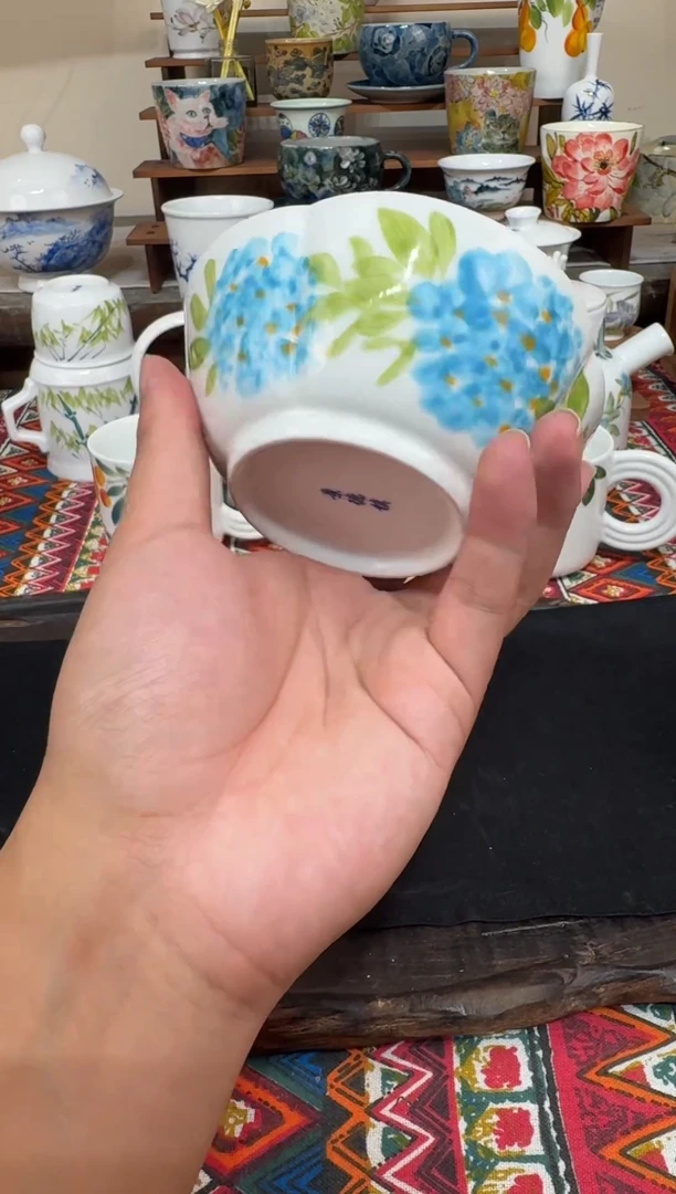 摆件景德镇手绘陶瓷