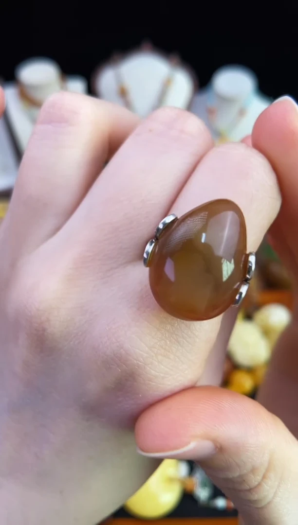 琥珀未镶嵌珠宝奇石柒月