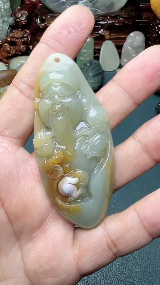 未镶嵌和田玉把件-