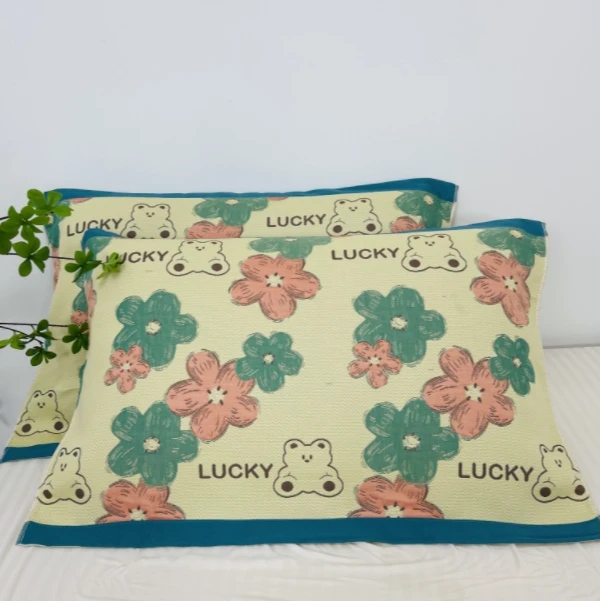 花朵小熊黄纯棉透气枕巾