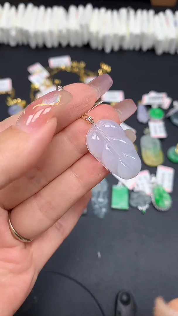 翡翠18K金镶嵌吊坠(不含链)MS194529