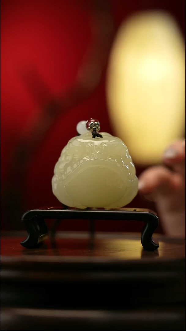 玉【恶霸金蟾】天然玉石手把件