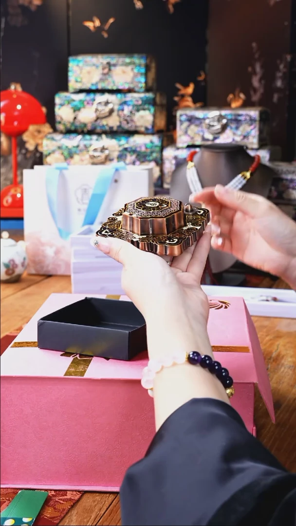 【闪购商品】瓷片豆包儿推荐饰品摆件