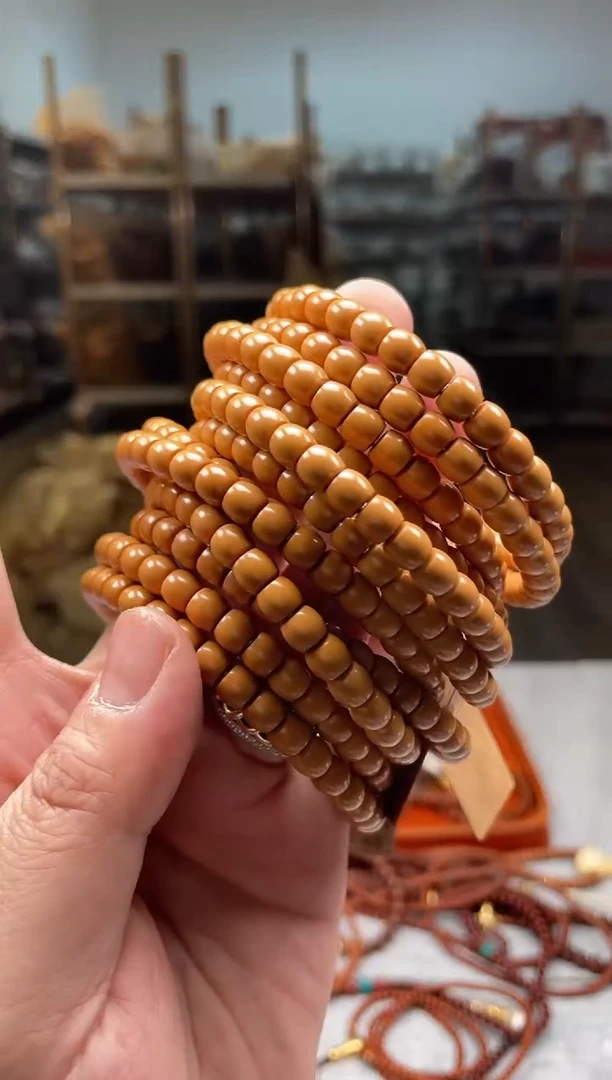 【闪购商品】橄榄核手串闪6核尖直切单圈6.1mm