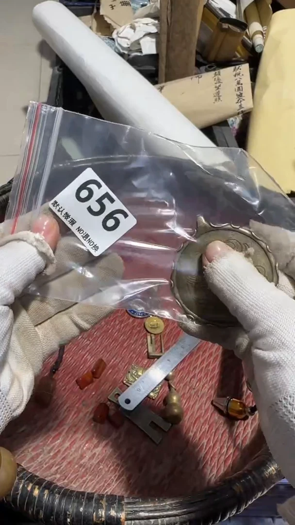 无非金属9****3亿容工艺品656