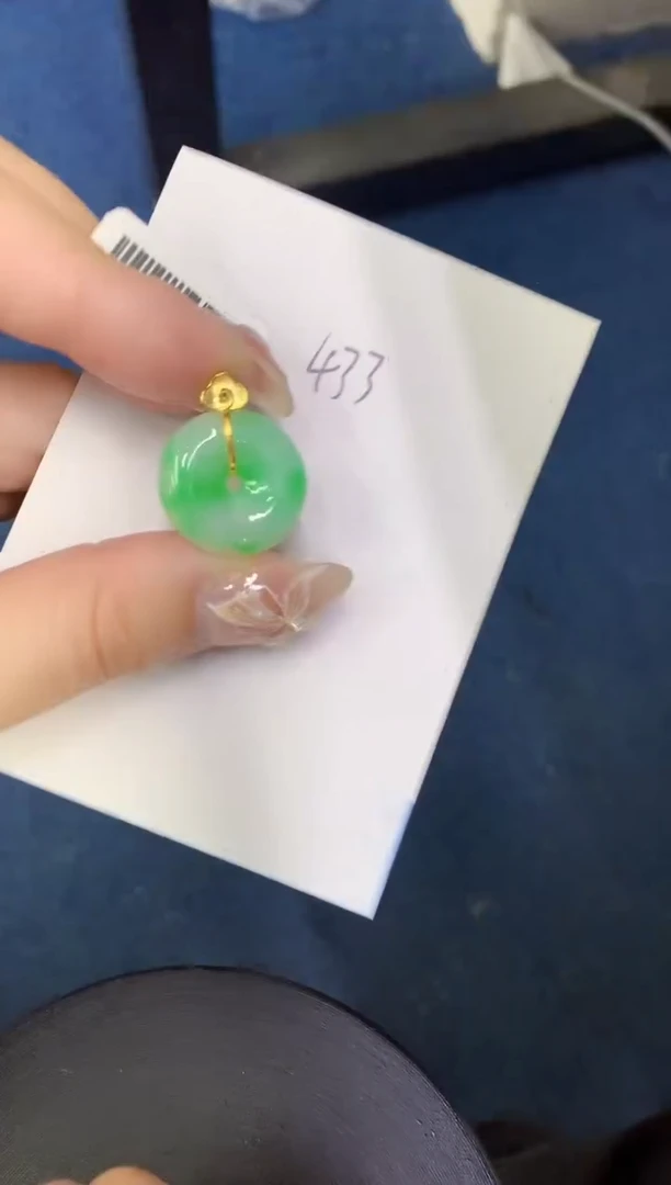 【闪购商品】翡翠颈饰18K金镶嵌0000000000