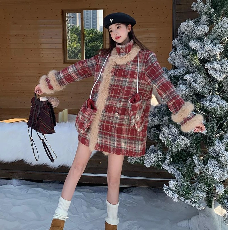 大码女装胖妹妹现货氛围感红格子毛呢大衣冬圣诞新年系列呢子外套