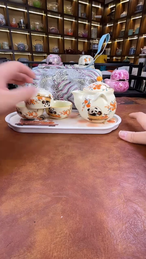 .新款熊猫宝瓶旅行套装+熊猫盘