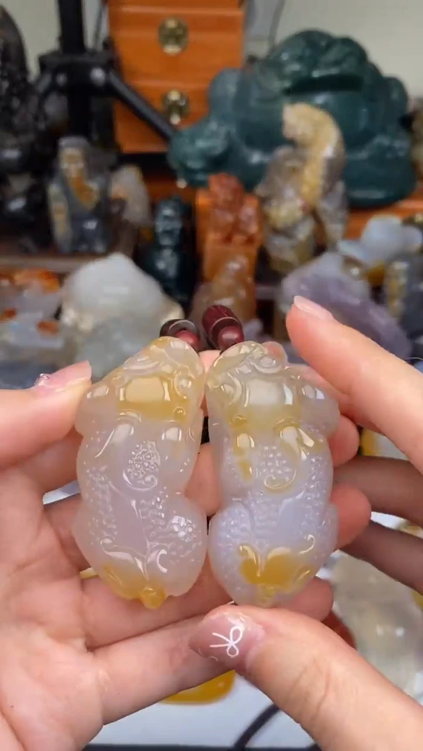 玛瑙/玉髓颈饰未镶嵌AA