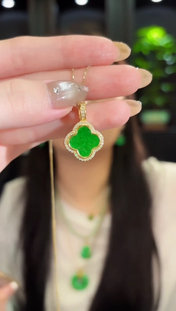 翡翠未镶嵌吊坠(不含链)缅料A货/多样性发货/一件