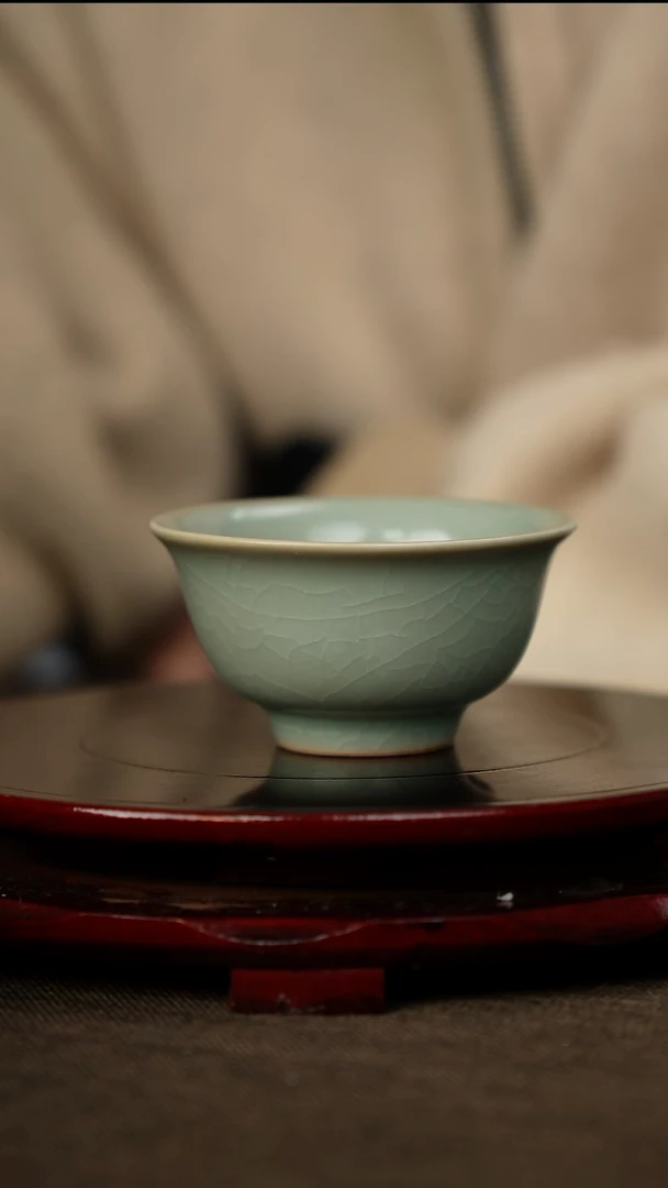 鸾青 压手杯 无底款