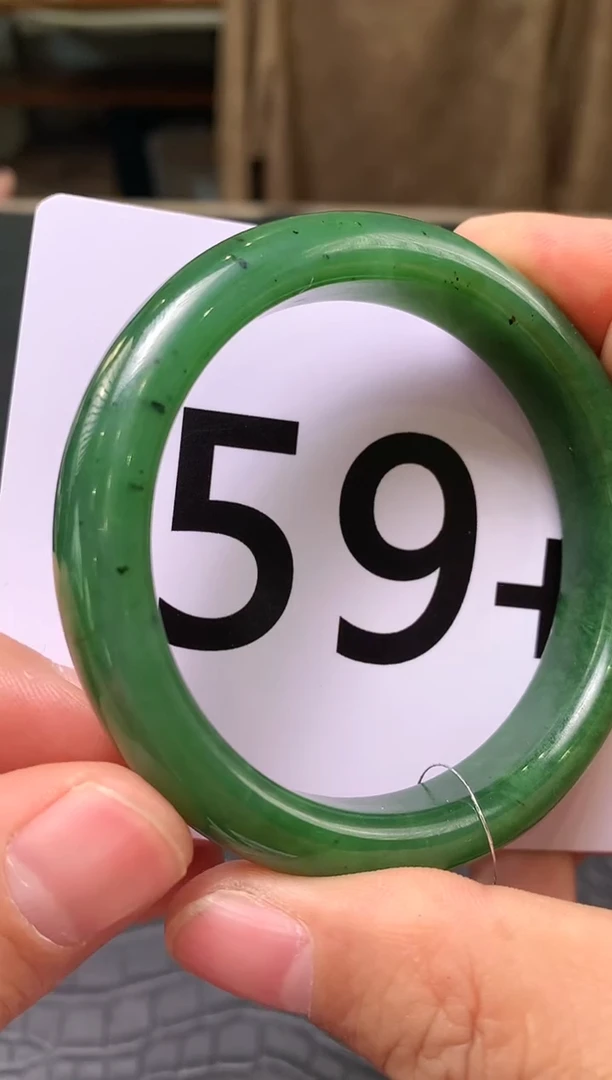 【闪购商品】和田玉碧玉手镯59未镶嵌一个