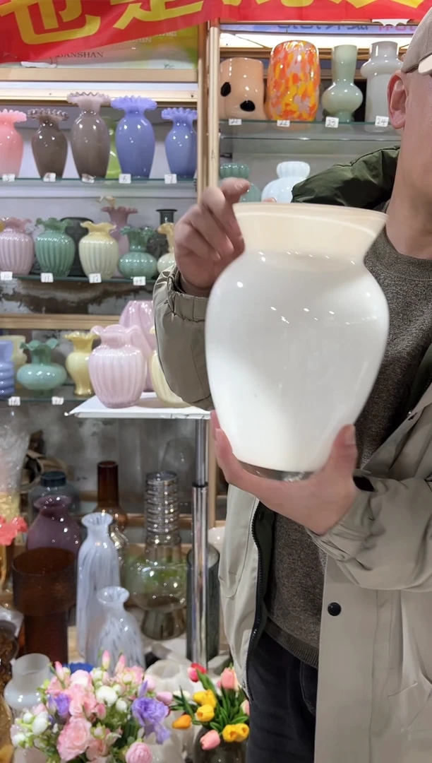 【闪购商品】无铅玻璃奶白色敞口花瓶微瑕介意勿拍