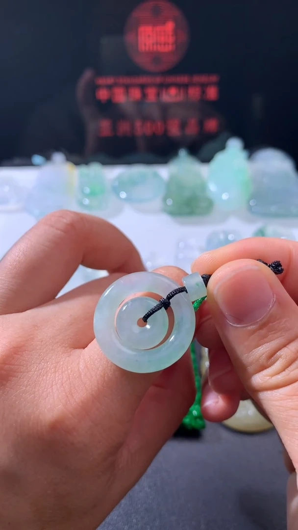 未镶嵌定制翡翠