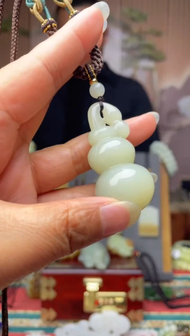 颈饰未镶嵌和田玉拍一发一