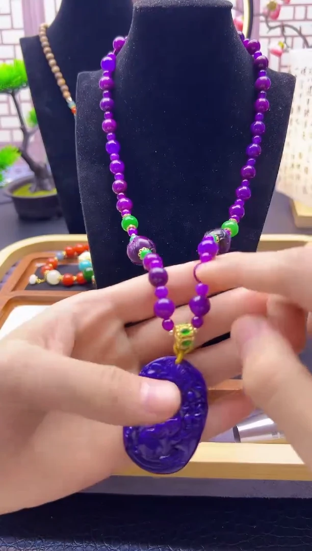 【闪购商品】苏纪石（舒俱来）颈饰14K金镶嵌X320