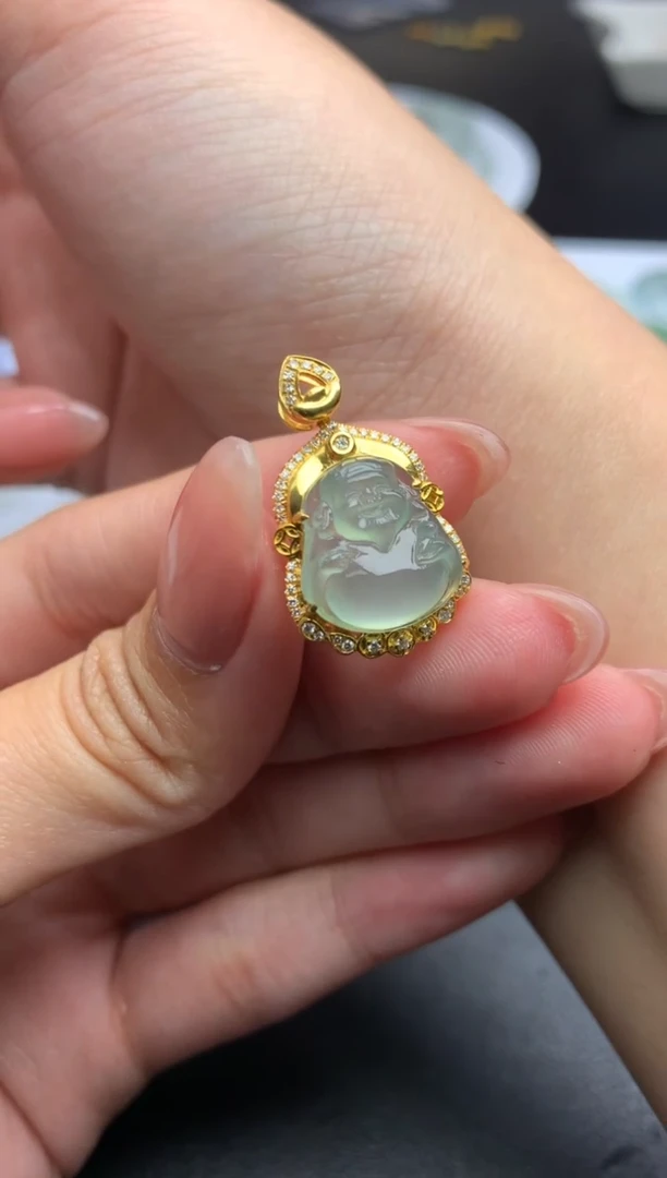 【闪购商品】翡翠颈饰18K金镶嵌净货