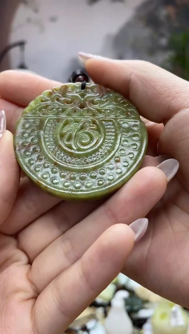 未镶嵌岫玉吊坠·