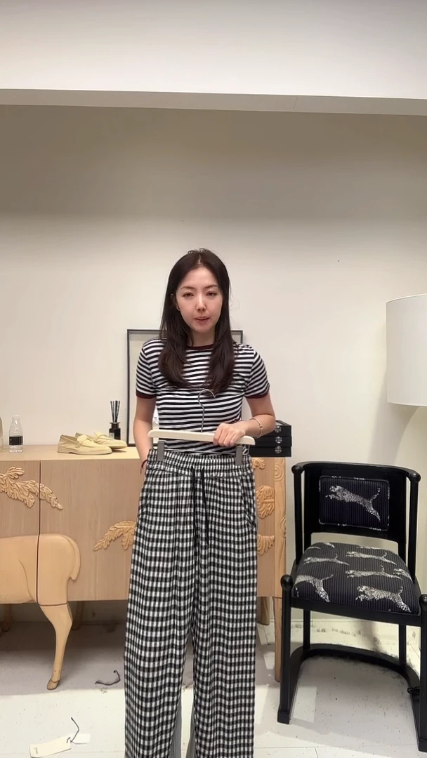 黑白格松紧腰头休闲卫裤