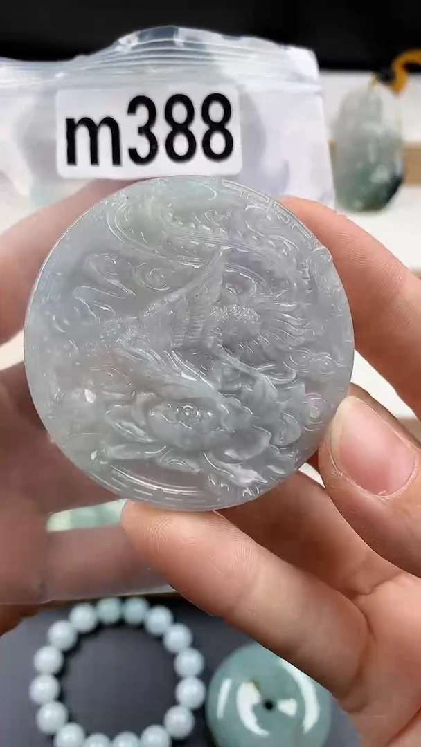 颈饰未镶嵌翡翠天然翡翠吊坠挂件