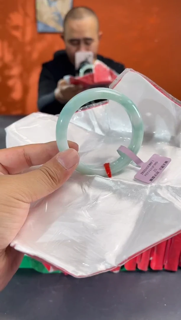 未镶嵌手镯翡翠2 56