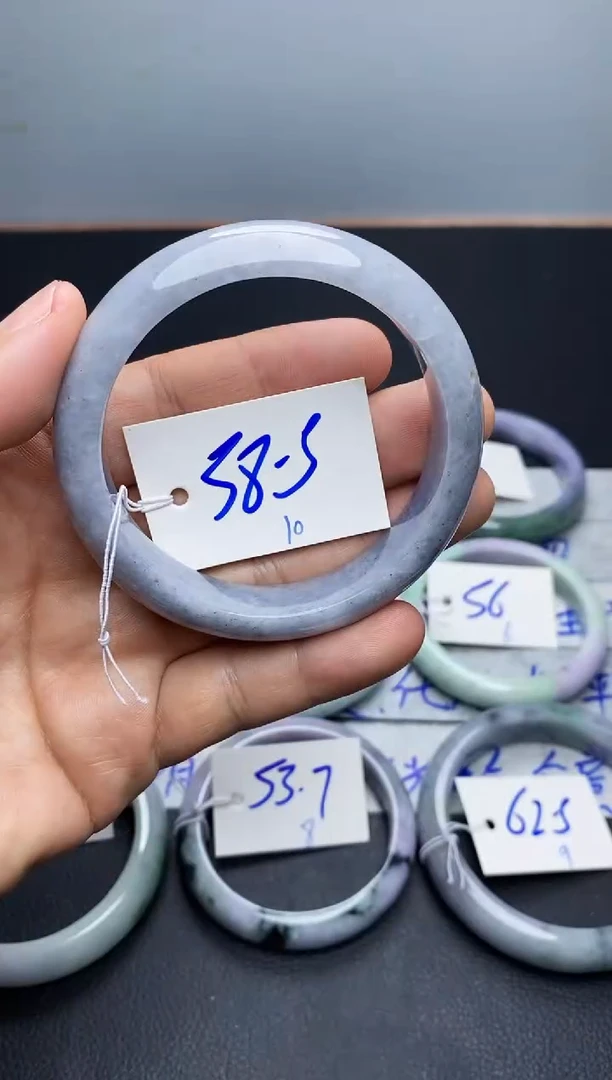 未镶嵌手镯翡翠10