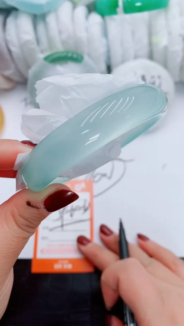 【闪购商品】石英质玉手镯未镶嵌Q35-60-61