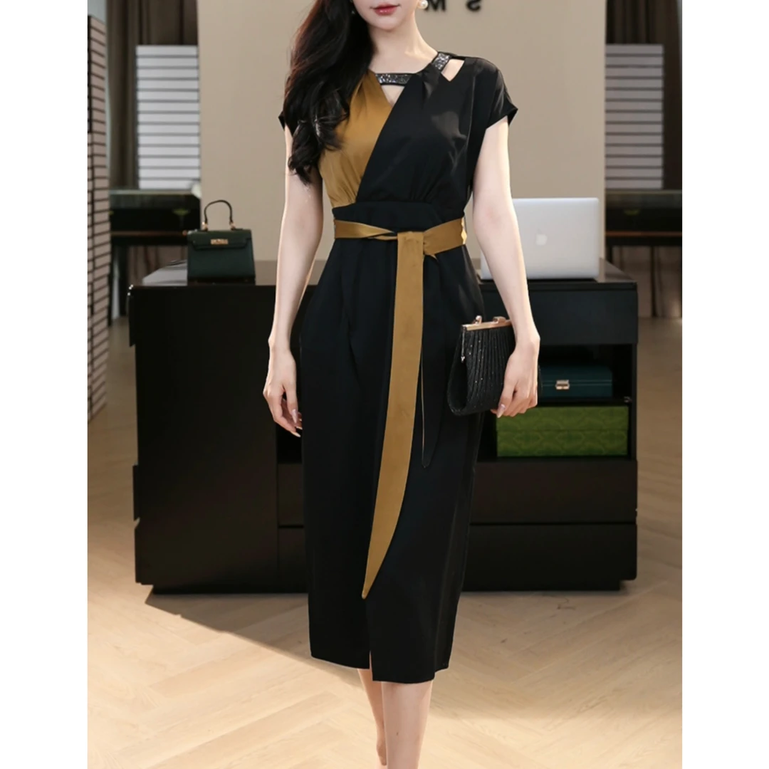 现货2025周年福利新款【5390】气质法式小众时尚收腰黑色连衣裙子女