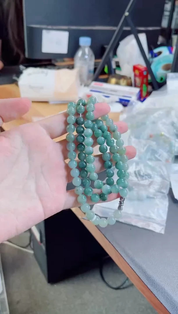 定制翡翠未镶嵌珠串